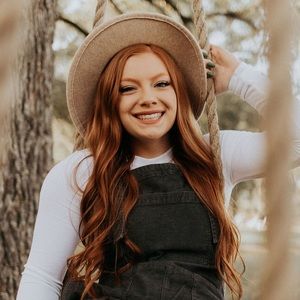 Meet your Posher, Jenna